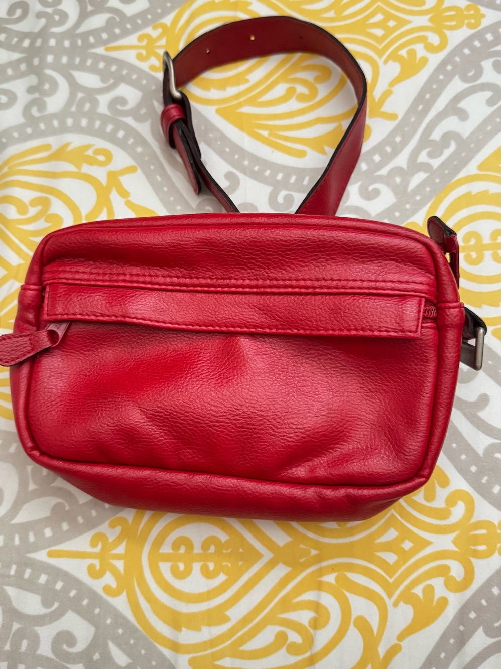Vintage Esprit Belt Bag / Fanny
Pack in Red with Zippered Pocket